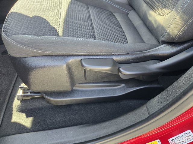 Used 2022 Chevrolet Bolt EUV LT FWD image 15