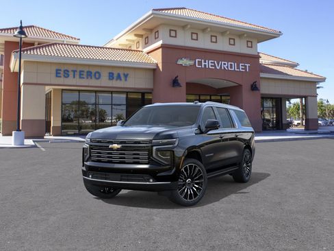New 2026 Chevrolet Suburban High Country AWD/4WD image 8