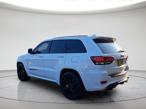 Used 2018 Jeep Grand Cherokee Trackhawk AWD/4WD image 5