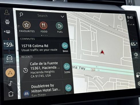 Certified 2025 Land Rover Discovery Sport Dynamic SE AWD/4WD image 22