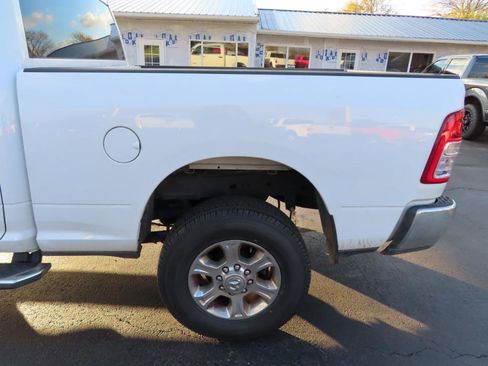 Used 2024 RAM 2500 Big Horn AWD/4WD image 15