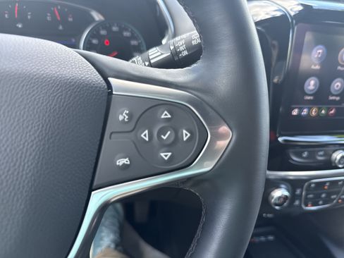 Used 2023 Chevrolet Traverse RS AWD/4WD image 20
