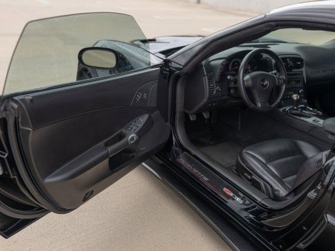 Used 2008 Chevrolet Corvette Z06 w/ Preferred Equipment Group image 27