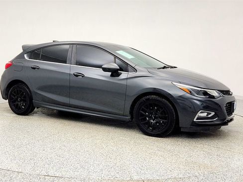 Used 2018 Chevrolet Cruze LT w/ Convenience Package image 7