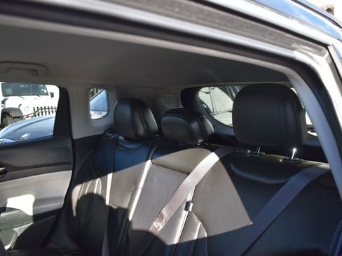 Used 2022 Jeep Compass Limited w/ Elite Group image 27