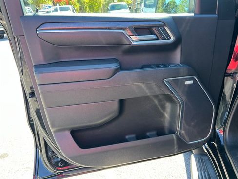 Used 2023 Chevrolet Silverado 1500 LTZ w/ LTZ Premium Package image 10