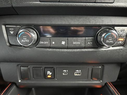 Used 2023 Nissan Frontier PRO-4X w/ Technology Package image 20