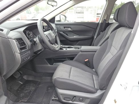 New 2026 Nissan Rogue SV FWD image 3