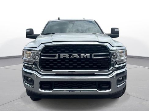 Used 2024 RAM 2500 Big Horn AWD/4WD image 3
