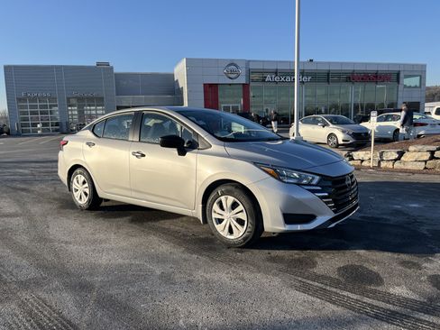 New 2025 Nissan Versa S w/ Trunk Package image 1