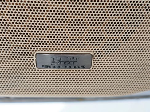 Used 2011 Lexus LX 570 4WD image 19