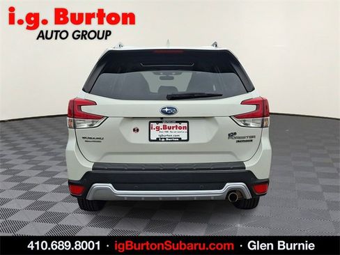 Used 2022 Subaru Forester Touring image 5