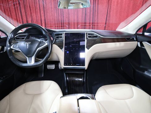 Used 2014 Tesla Model S 85 RWD image 15