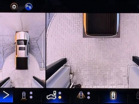 Used 2024 Chevrolet Colorado ZR2 w/ ZR2 Convenience Package III image 41