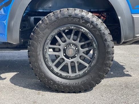 Used 2019 Ford F150 Raptor w/ Equipment Group 802A Luxury image 41