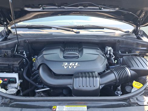Used 2013 Jeep Grand Cherokee Altitude AWD/4WD image 17
