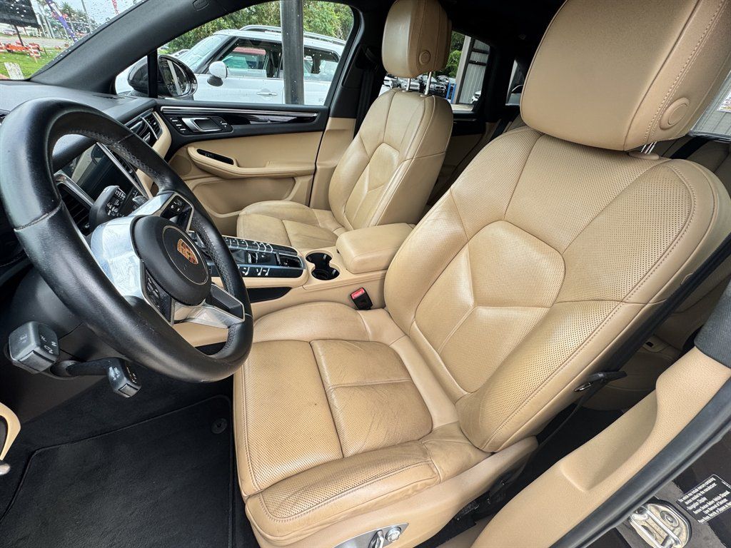 Used 2017 Porsche Macan S AWD/4WD image 11