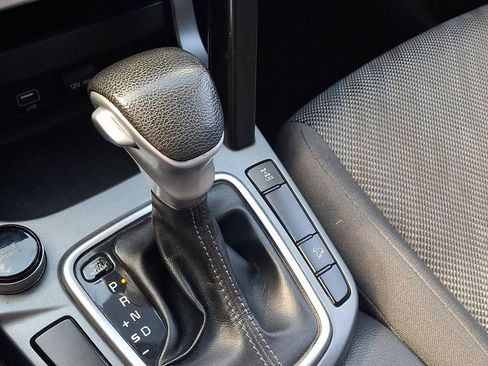 Used 2021 Kia Seltos LX AWD/4WD image 32