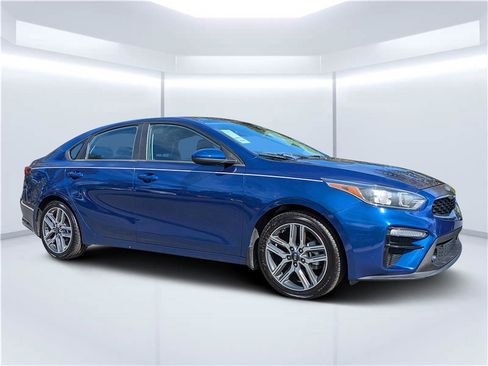 Used 2019 Kia Forte S image 1