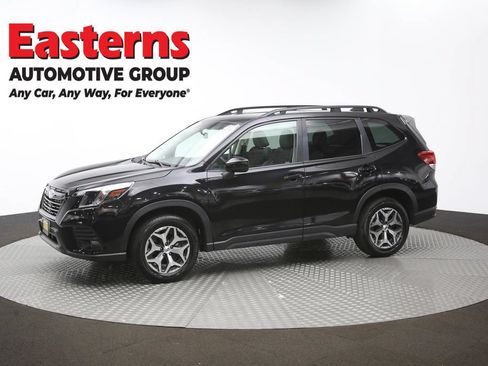 Used 2022 Subaru Forester Premium AWD/4WD image 61