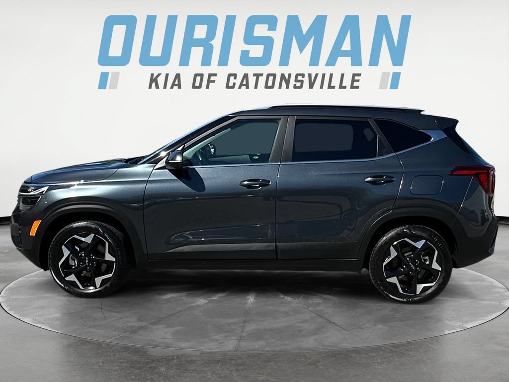 Used 2025 Kia Seltos EX AWD/4WD image 3