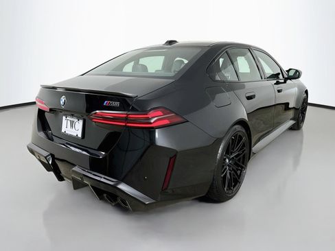 New 2027 BMW M5 w/ Carbon Package AWD/4WD image 5
