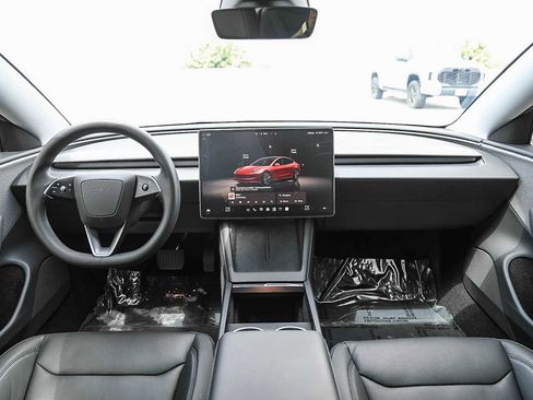 Used 2024 Tesla Model 3 Standard Range RWD image 12