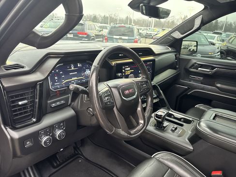 Used 2022 GMC Sierra 1500 AT4X image 10