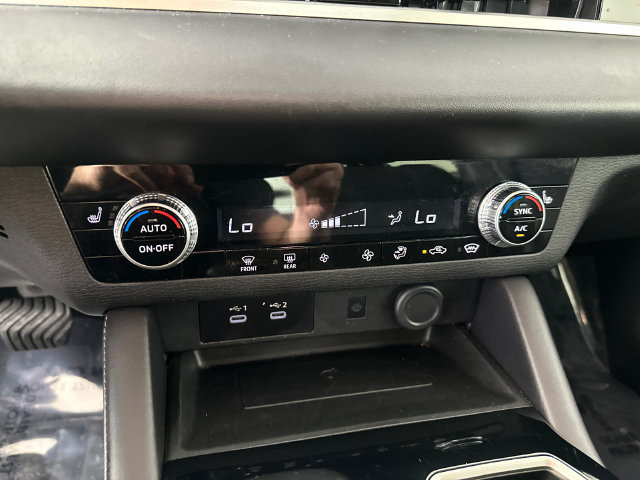 Used 2025 Mitsubishi Outlander SE AWD/4WD image 19