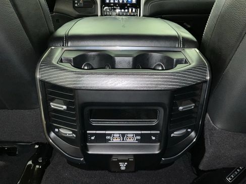 Used 2021 RAM 3500 Limited AWD/4WD image 18