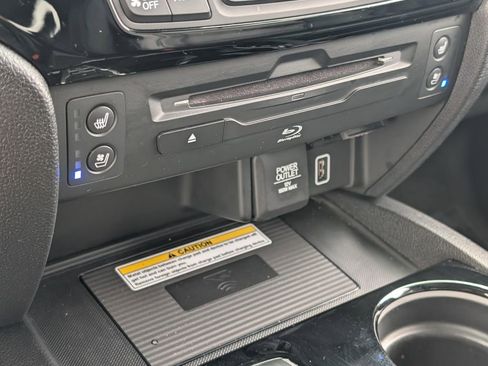 Used 2019 Honda Pilot Elite image 28