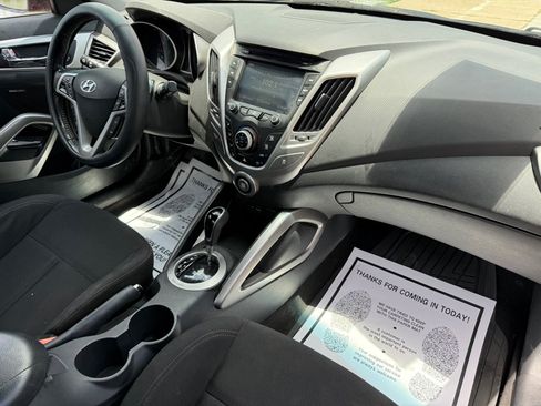 Used 2013 Hyundai Veloster RE:MIX Edition FWD image 35