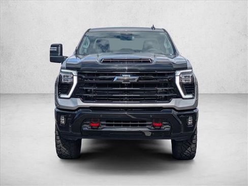 Used 2025 Chevrolet Silverado 2500 LT w/ Trail Boss Package AWD/4WD image 2