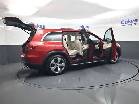 Used 2022 Mercedes-Benz GLS 450 4MATIC image 59
