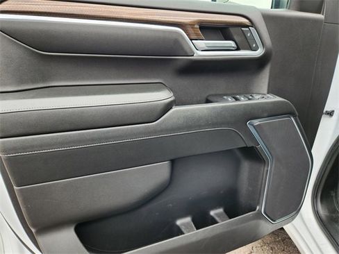 Used 2023 Chevrolet Silverado 1500 LT Trail Boss w/ Protection Package image 18