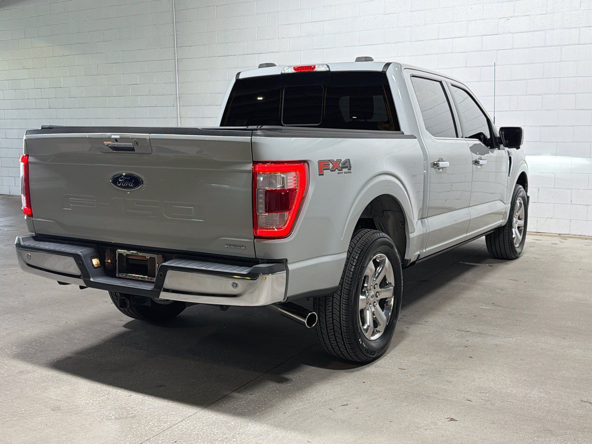 Used 2023 Ford F150 Lariat w/ Trailer Tow Package AWD/4WD image 7