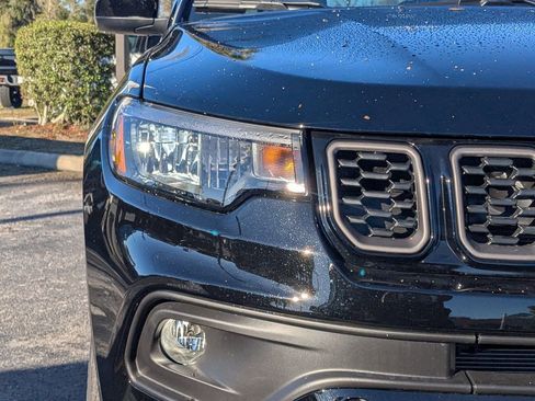 New 2026 Jeep Compass Latitude image 9