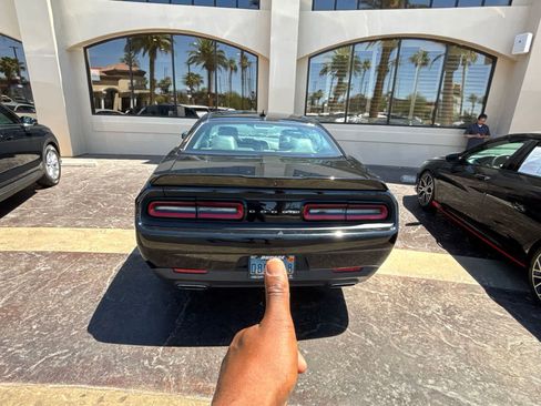 Used 2015 Dodge Challenger SXT Plus RWD image 5