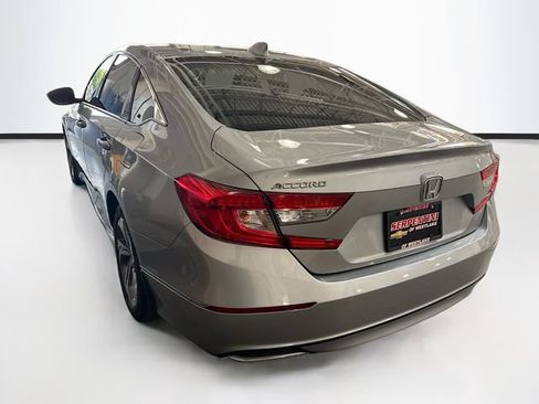 Used 2018 Honda Accord EX-L image 8