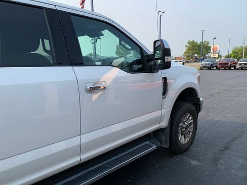 Used 2021 Ford F250 XLT w/ XLT Premium Package AWD/4WD image 14