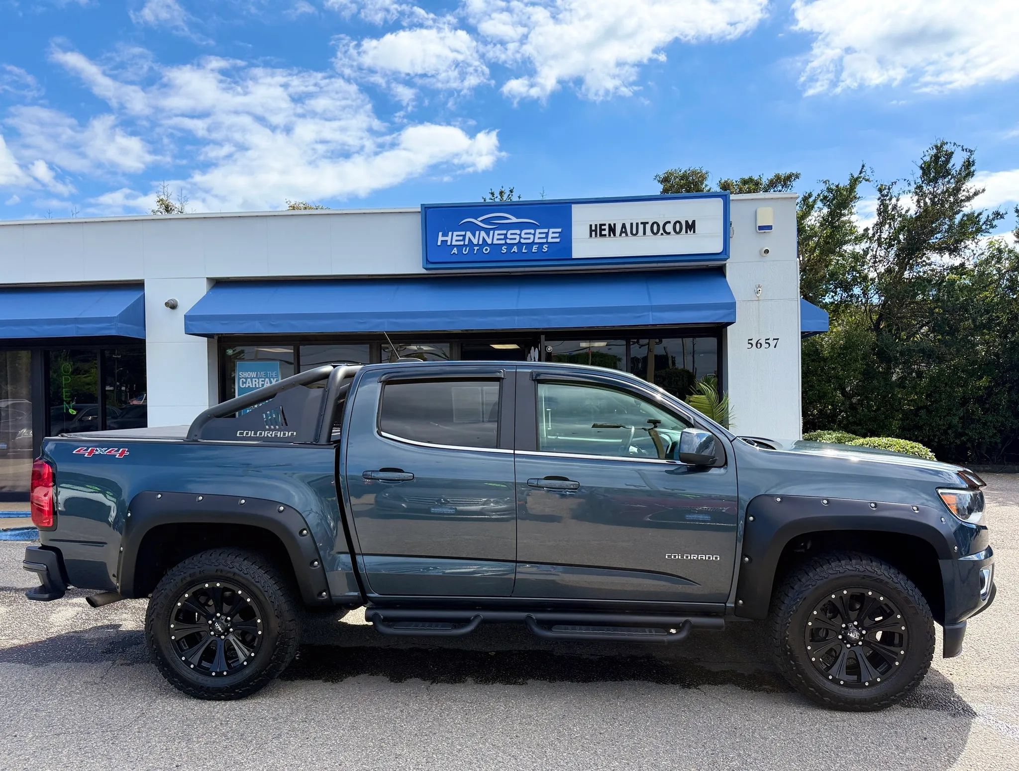 Used 2019 Chevrolet Colorado LT w/ LT Convenience Package AWD/4WD image 6