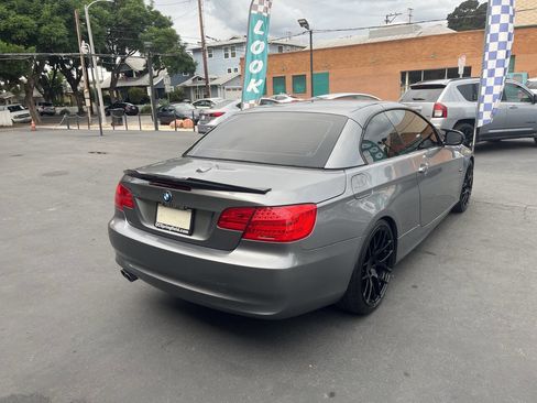 Used 2012 BMW 328i Convertible image 9