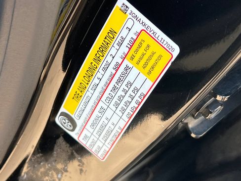 Used 2020 Chevrolet Equinox LT FWD image 41