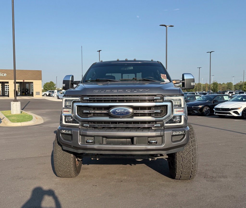 Used 2022 Ford F250 Platinum AWD/4WD image 2