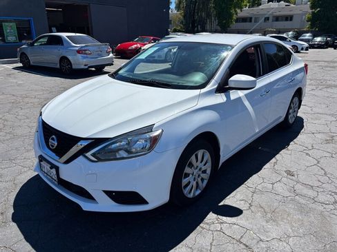 Used 2019 Nissan Sentra S FWD image 9