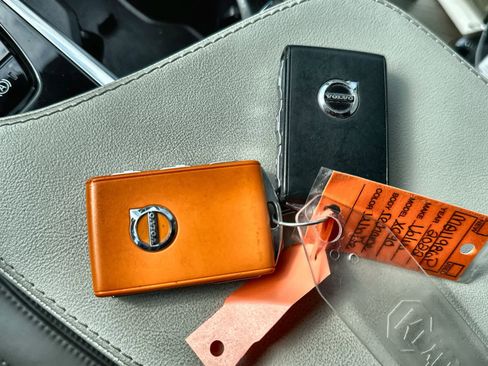 Used 2022 Volvo XC90 T8 Inscription image 20