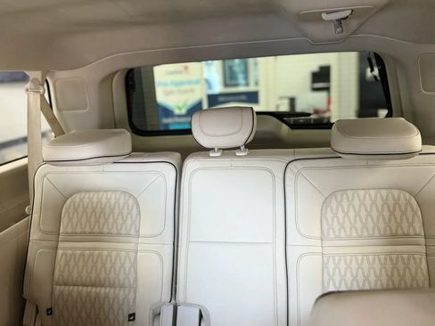 Used 2021 Lincoln Navigator L Black Label AWD/4WD image 26