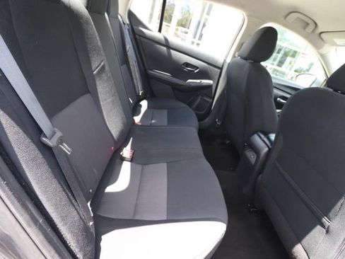 Used 2024 Nissan Sentra SV FWD image 22