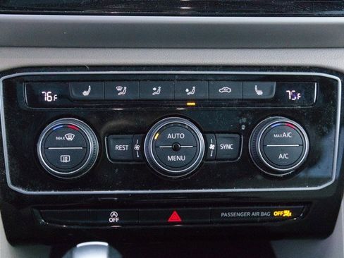 Used 2022 Volkswagen Atlas SE image 22