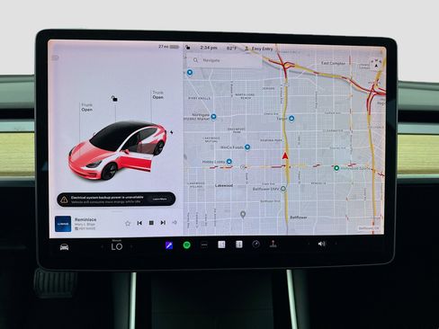 Used 2020 Tesla Model 3 Standard Range Plus image 9